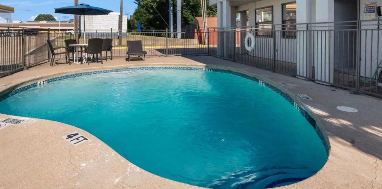 Motel 6 Irving - Loop 12 エクステリア 写真