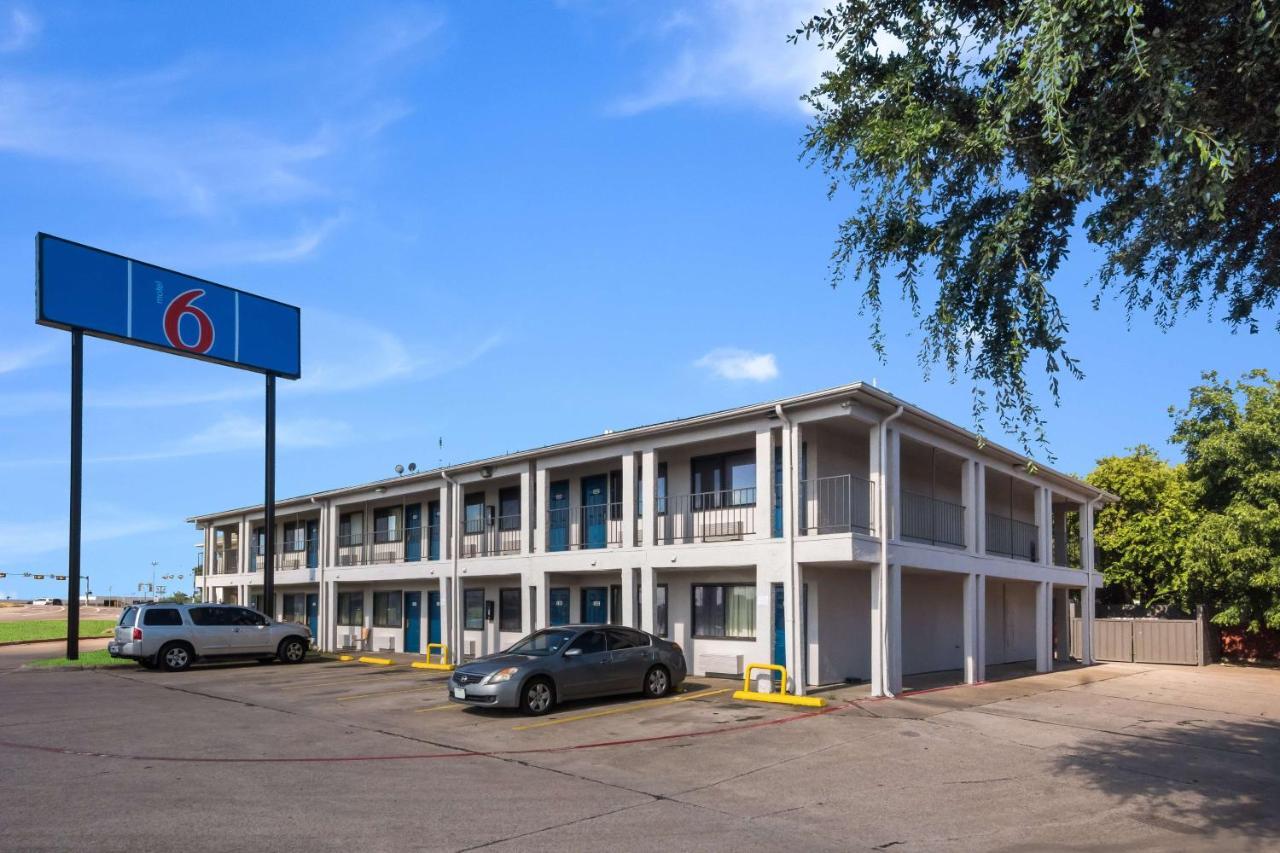 Motel 6 Irving - Loop 12 エクステリア 写真